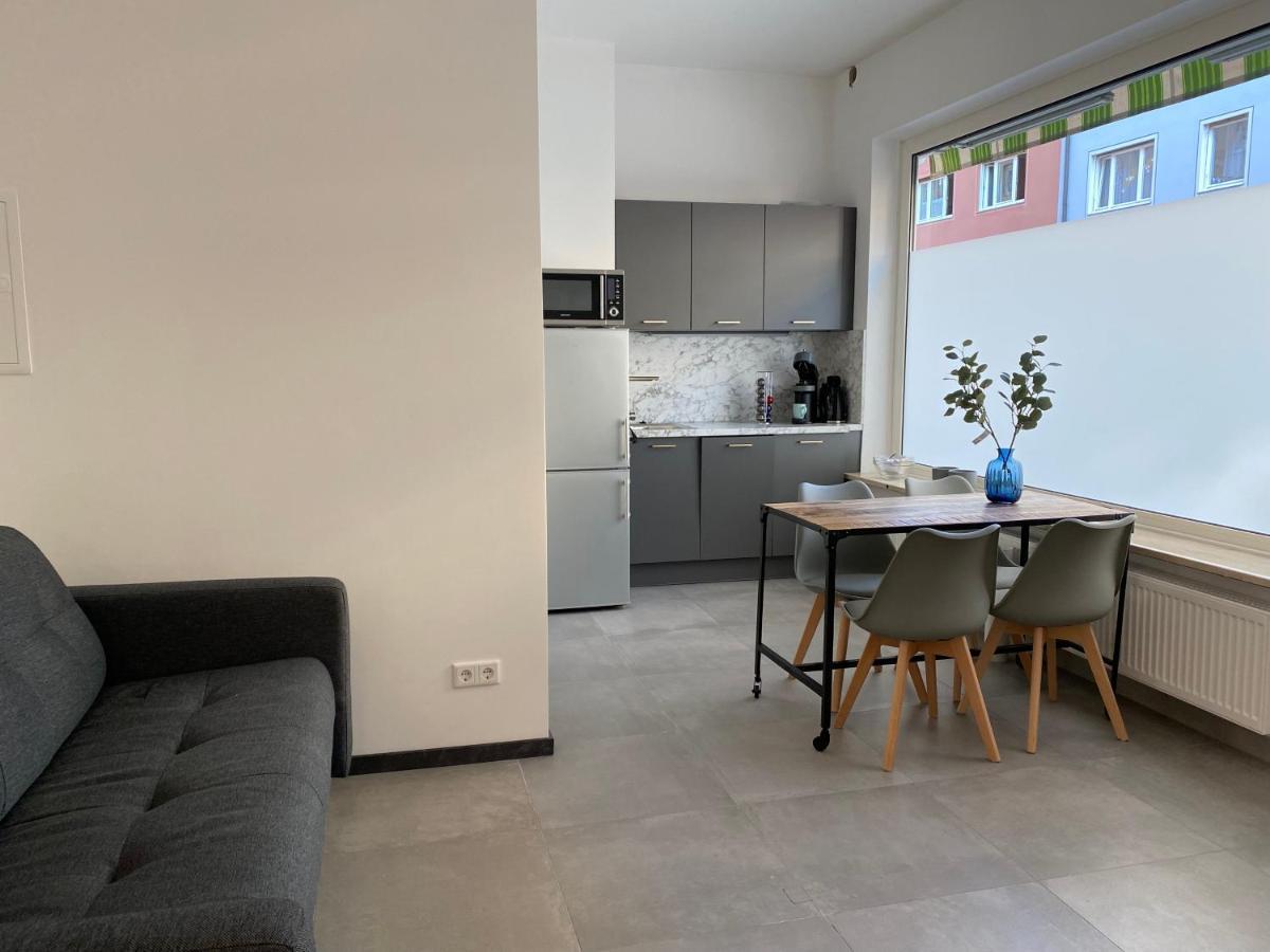 Apartment 2-zimmer-appartment In Top-city-lage Mit Parken Und Klimaanlage